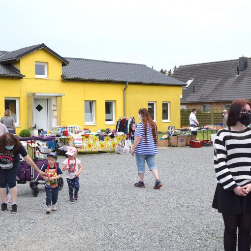 Flohmarkt im ganzen Dorf