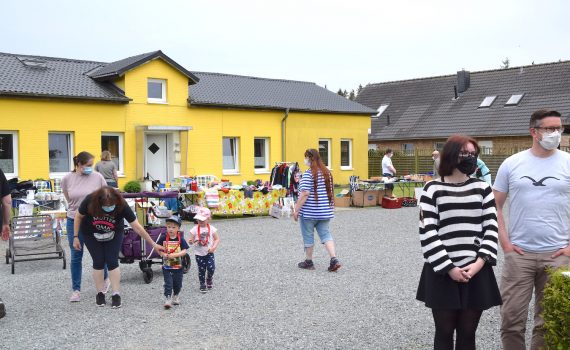 Flohmarkt im ganzen Dorf